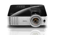 Videoprojector Benq MX620ST - Curta Distância / XGA / 3000lm / Dlp 3D Nativo / Wireless Via Dongle